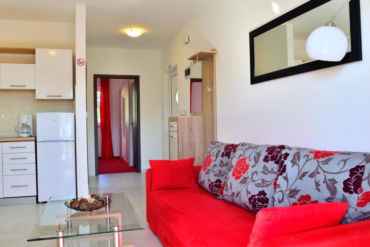Apartment Domus Lauri Умаг Екстериор снимка