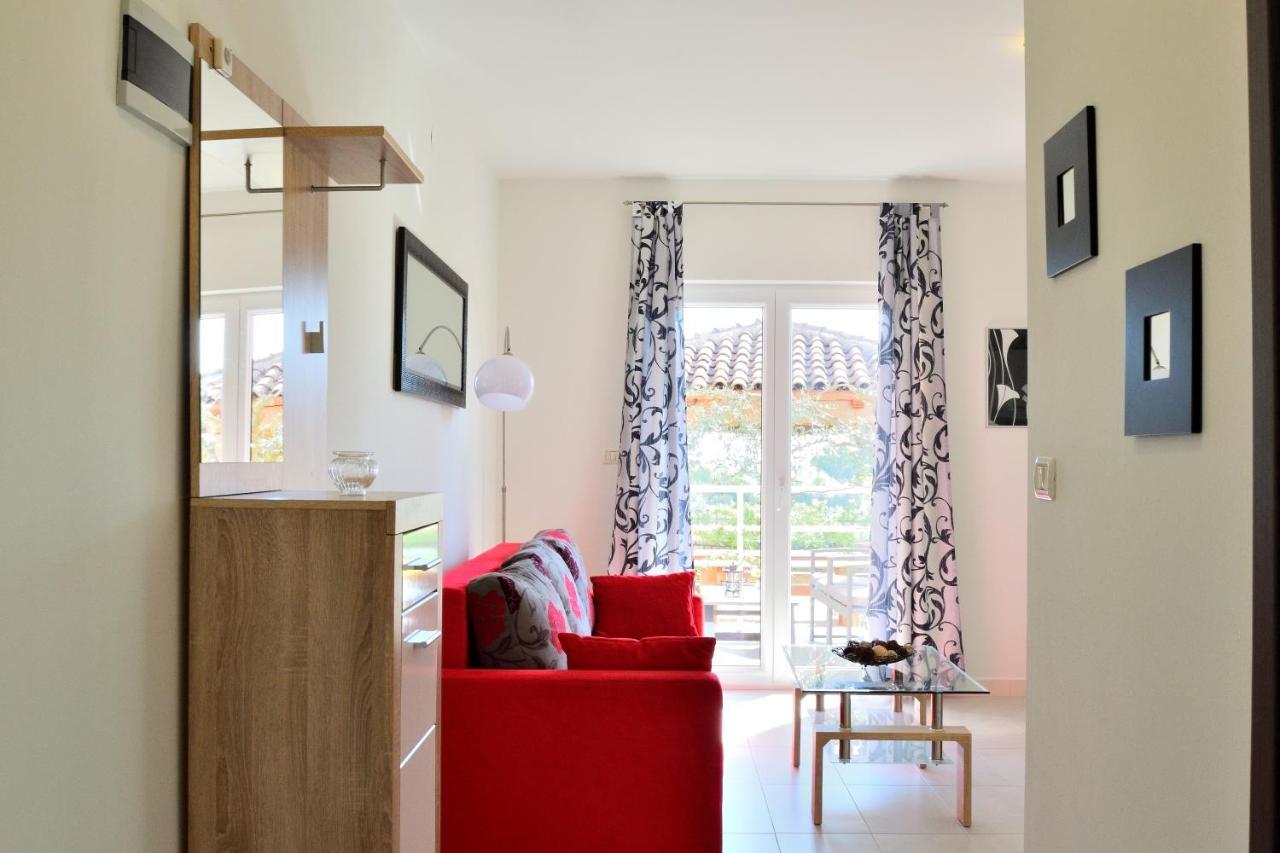 Apartment Domus Lauri Умаг Екстериор снимка