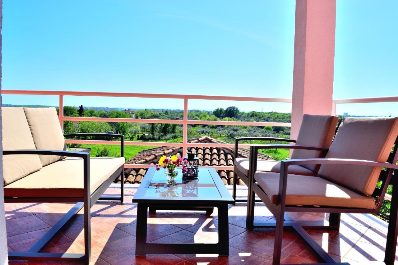 Apartment Domus Lauri Умаг Екстериор снимка