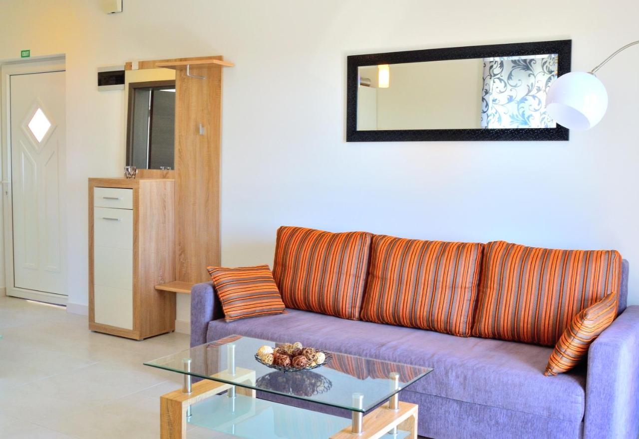 Apartment Domus Lauri Умаг Екстериор снимка